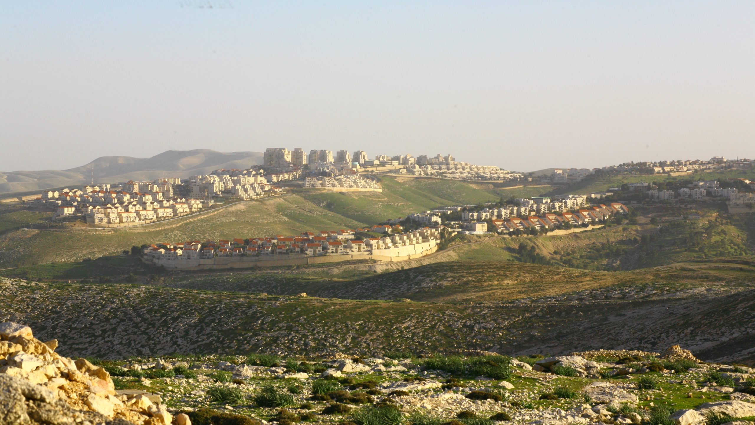 Vista aérea do colonato israelita de Ma'ale Adumim, na Cisjordânia