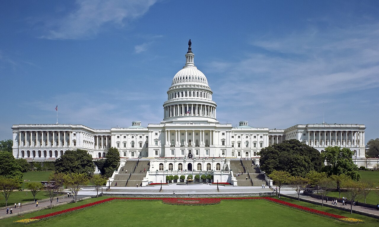 Fachada ocidental do Capitólio dos Estados Unidos, em Washington