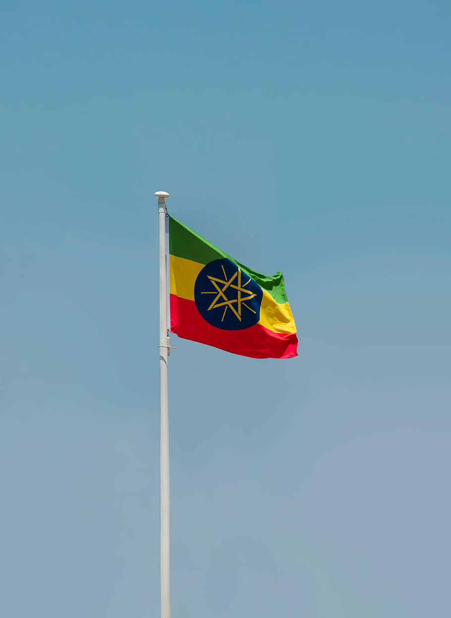 Corno de África: bandeira da Etiópia em Adis Abeba